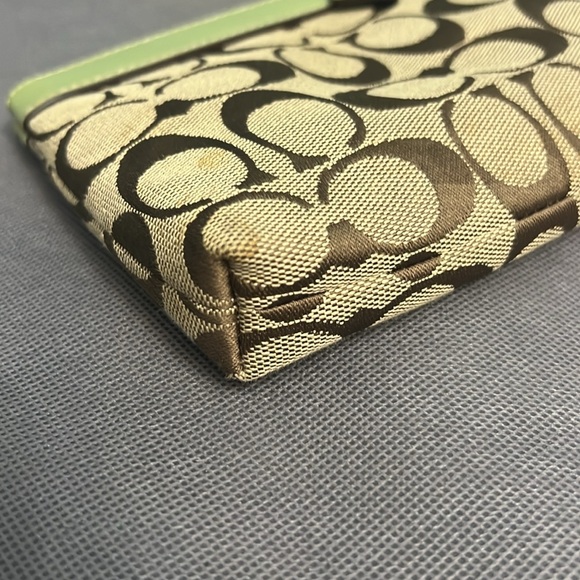 Coach signature brown, green leather trim wristlet - Picture 11 of 15